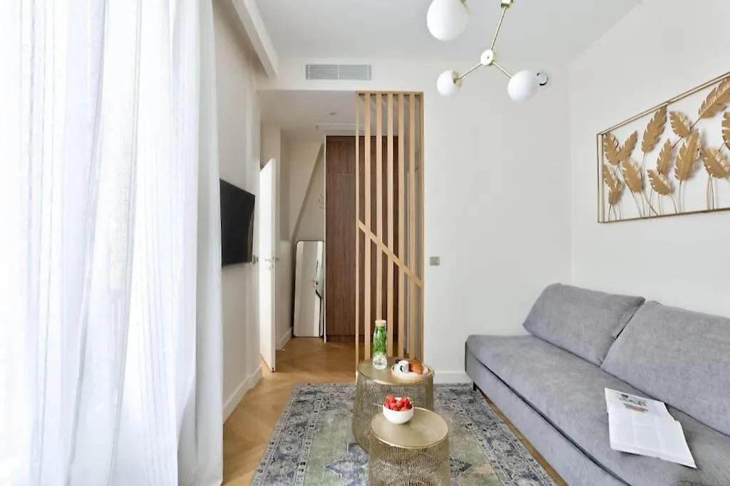 Appartamento Luxurious & Peaceful - Near Le Marais - With Ac Parigi