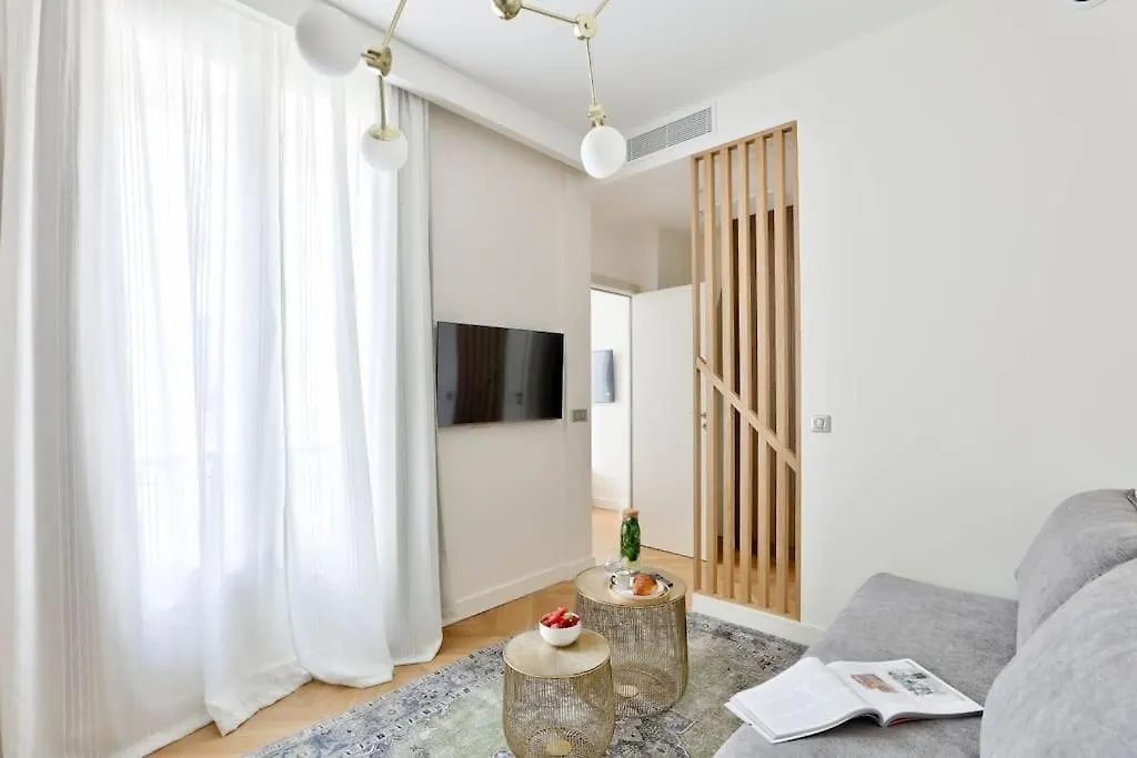 Appartamento Luxurious & Peaceful - Near Le Marais - With Ac Parigi